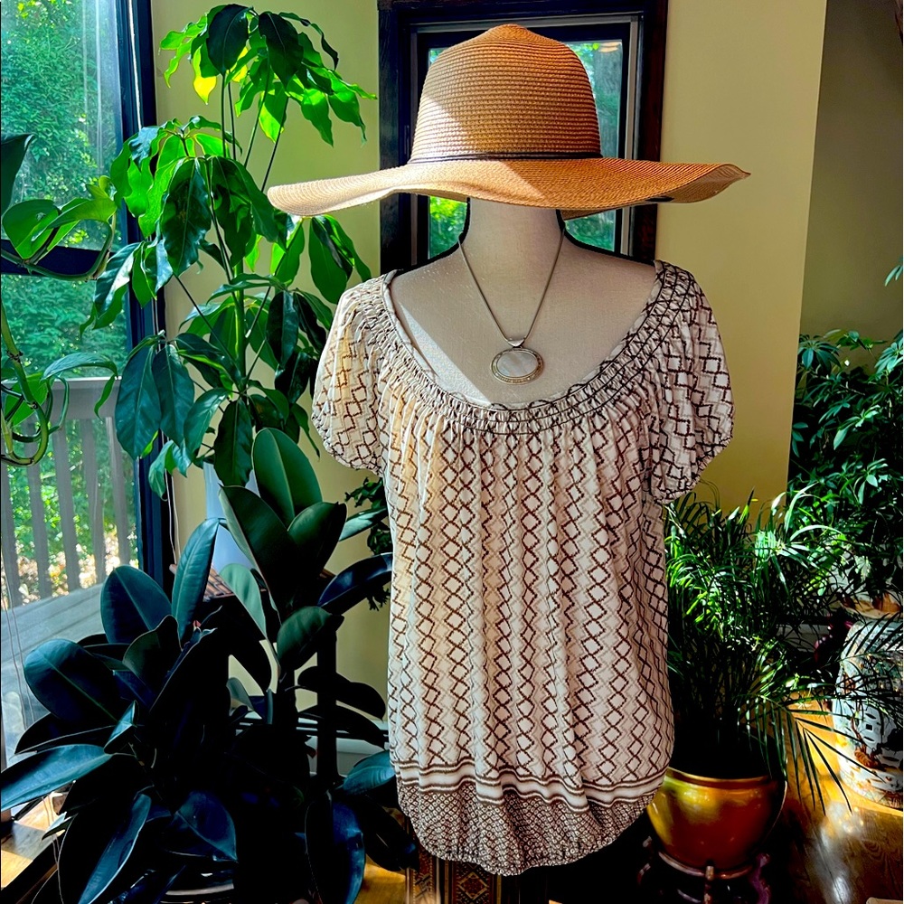 Max Studio Scoop Neck Top 🌿 Size L